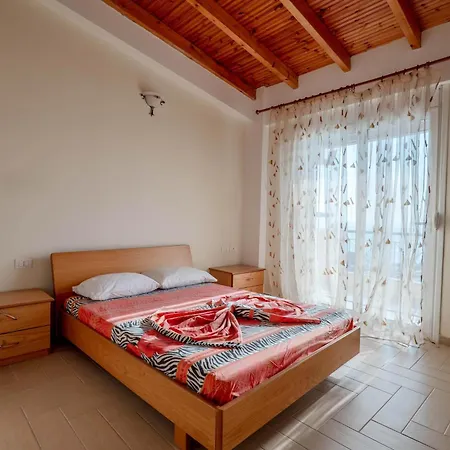 Panorama Sea View Penthouse Daire Saranda